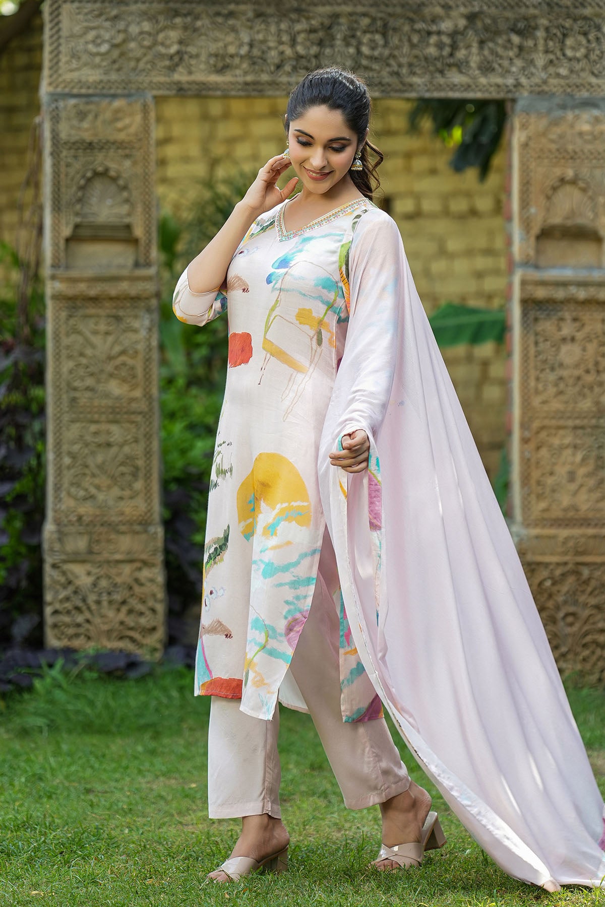 Pink Muslin Printed Straight-Cut Suit Set