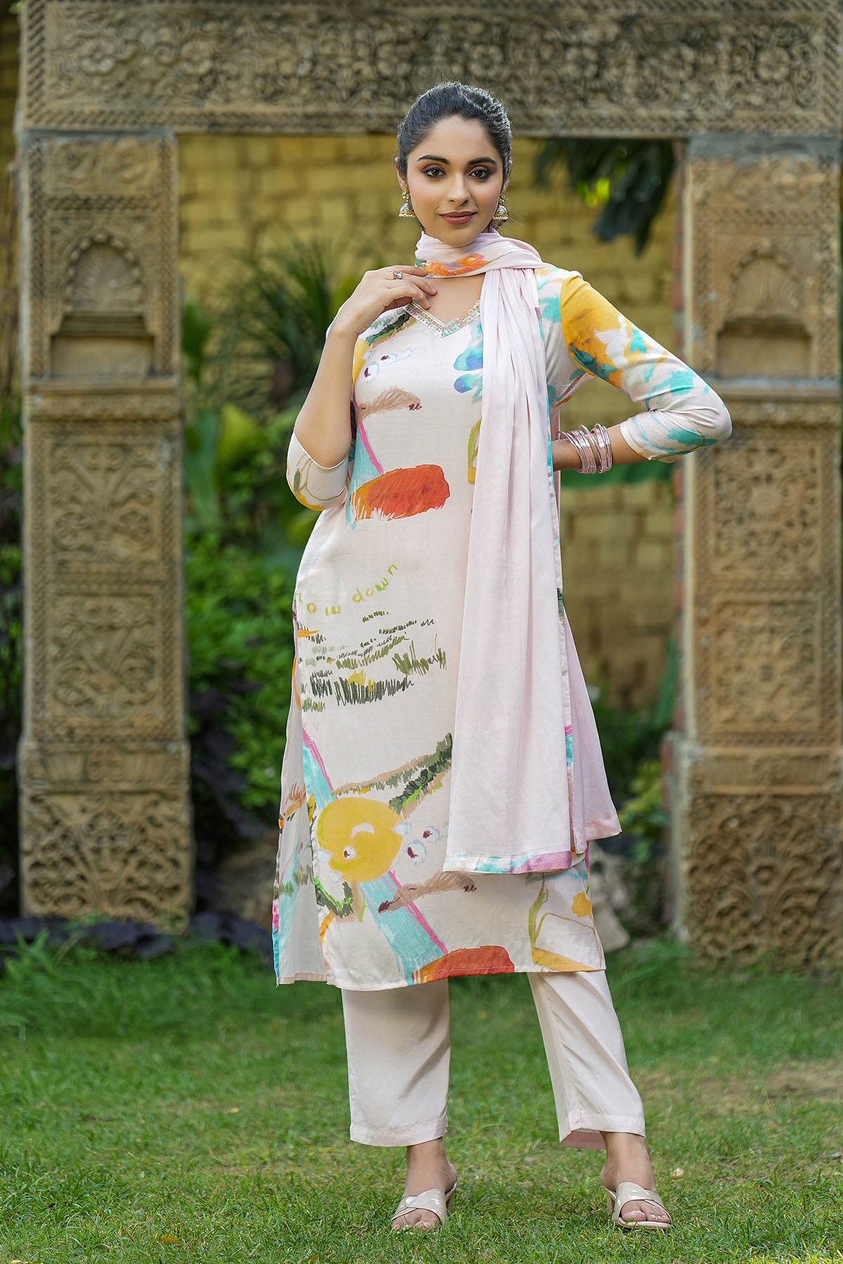 Pink Muslin Printed Straight-Cut Suit Set
