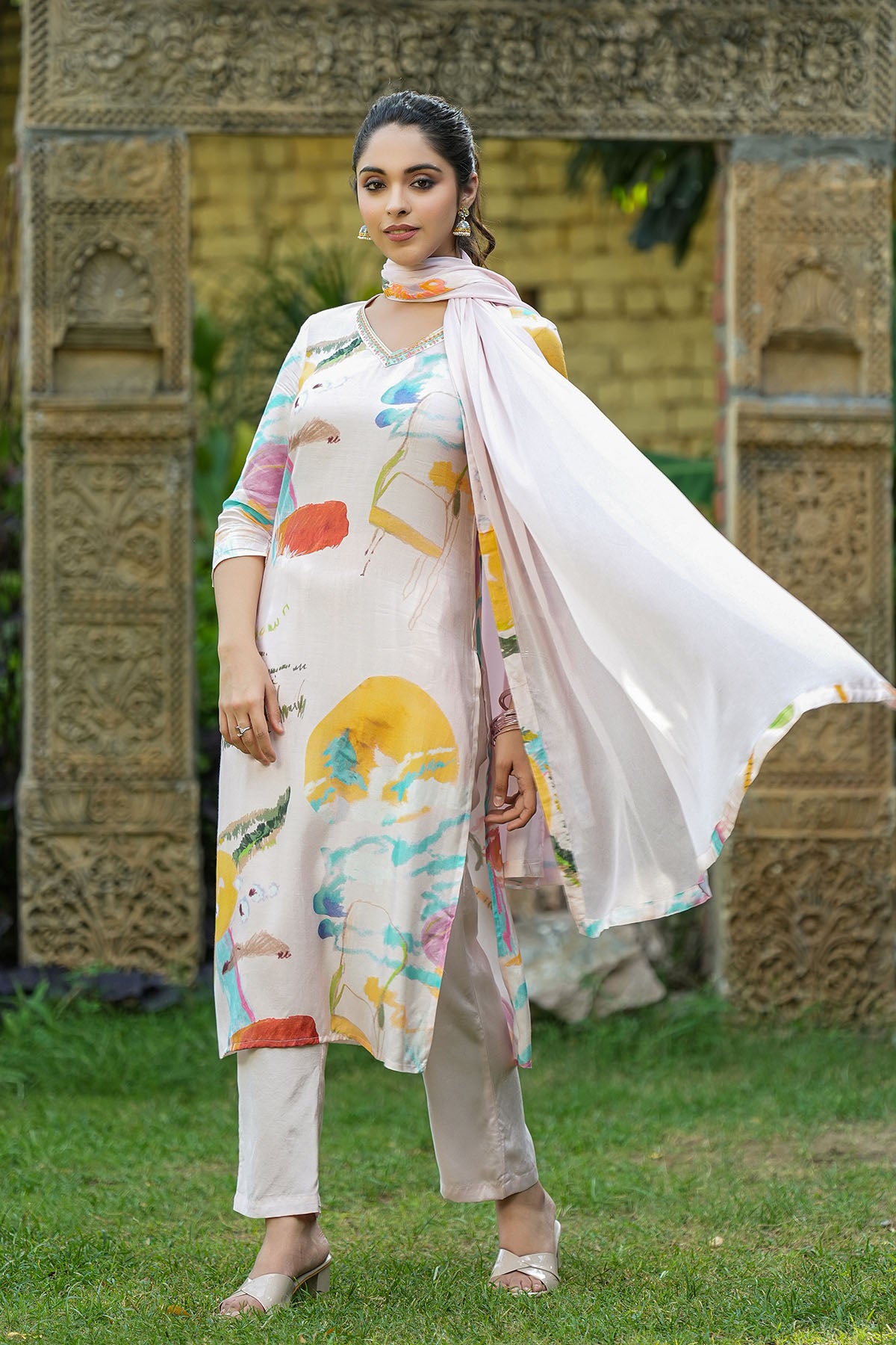 Pink Muslin Printed Straight-Cut Suit Set