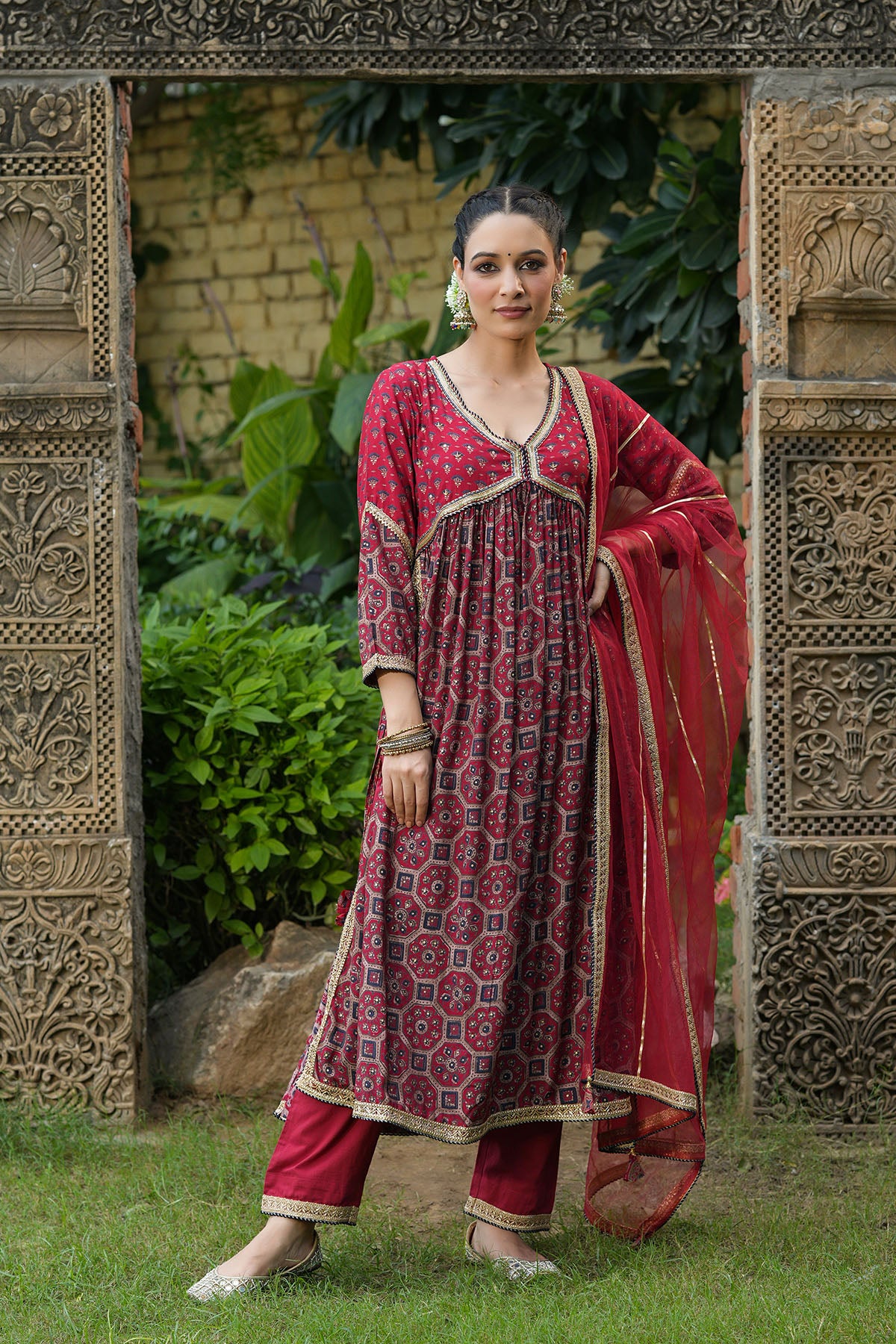 Red Multicolor Muslin Handwork Suit Set