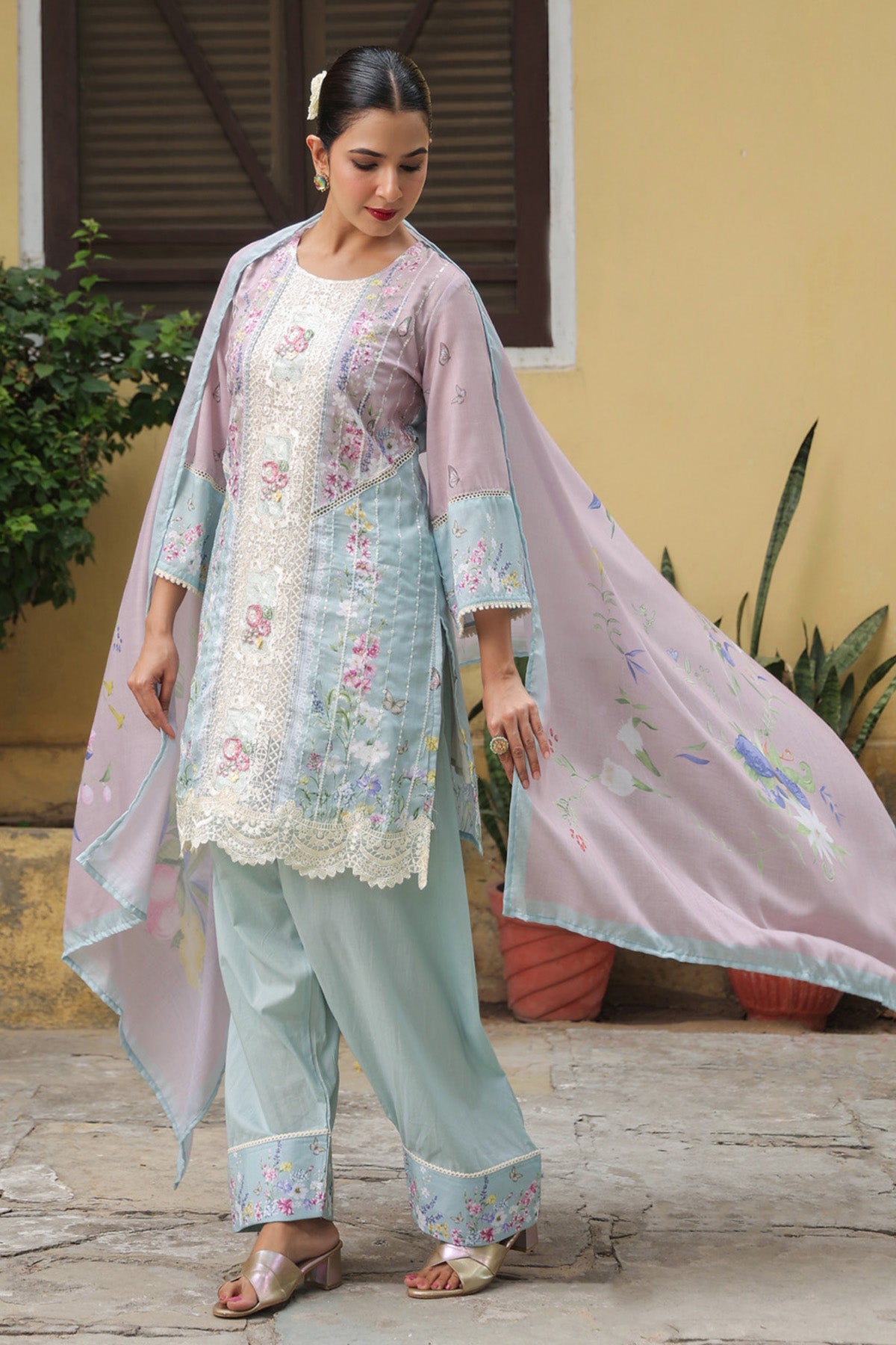 Powder Blue Cotton Embroidered Farshi Suit Set With Dupatta