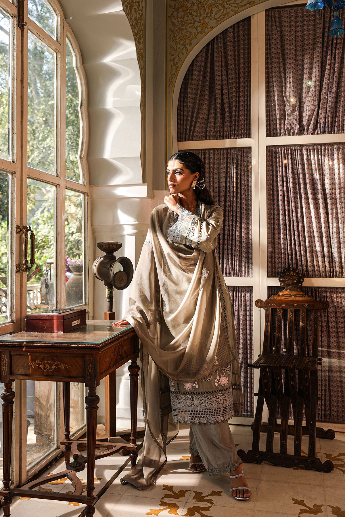 Grey Viscose Crepe Embroidered Pakistani Suit