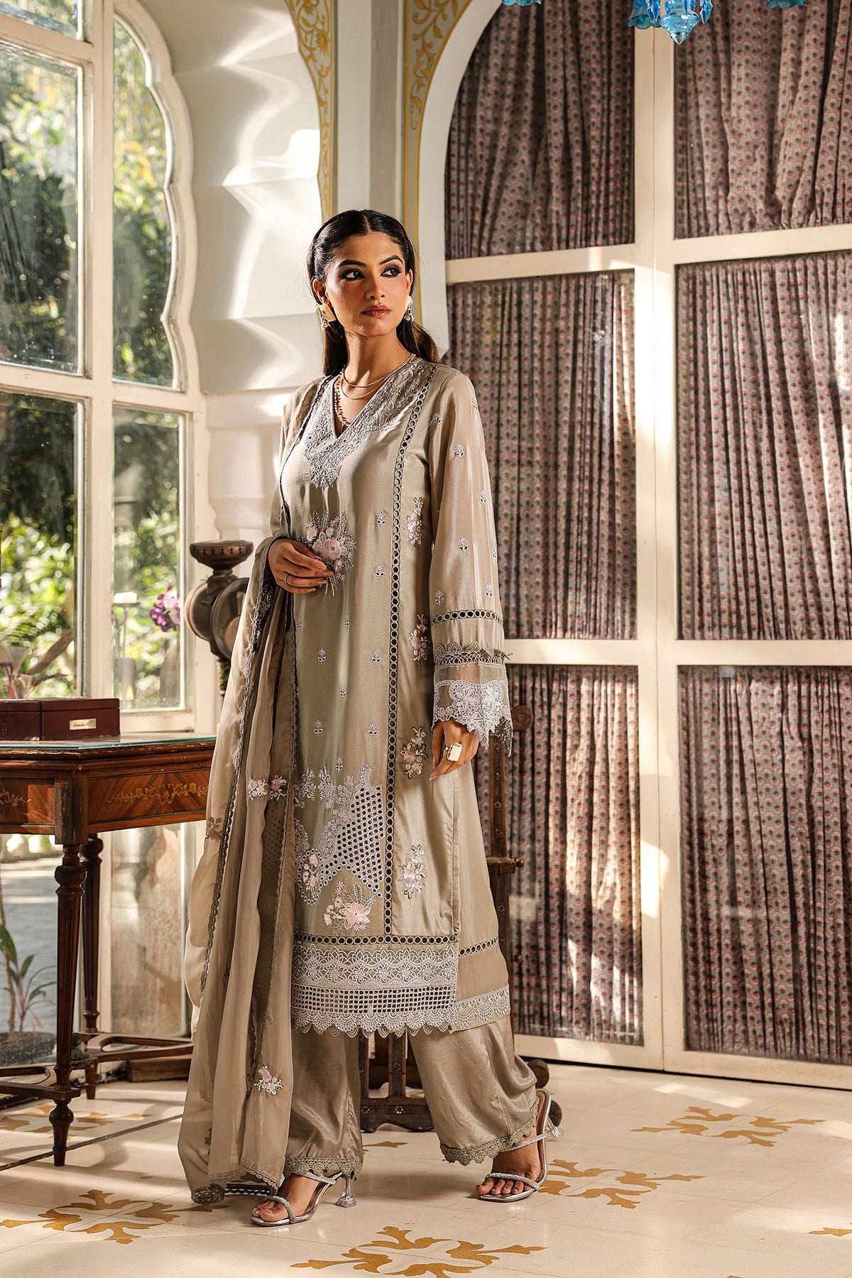 Grey Viscose Crepe Embroidered Pakistani Suit