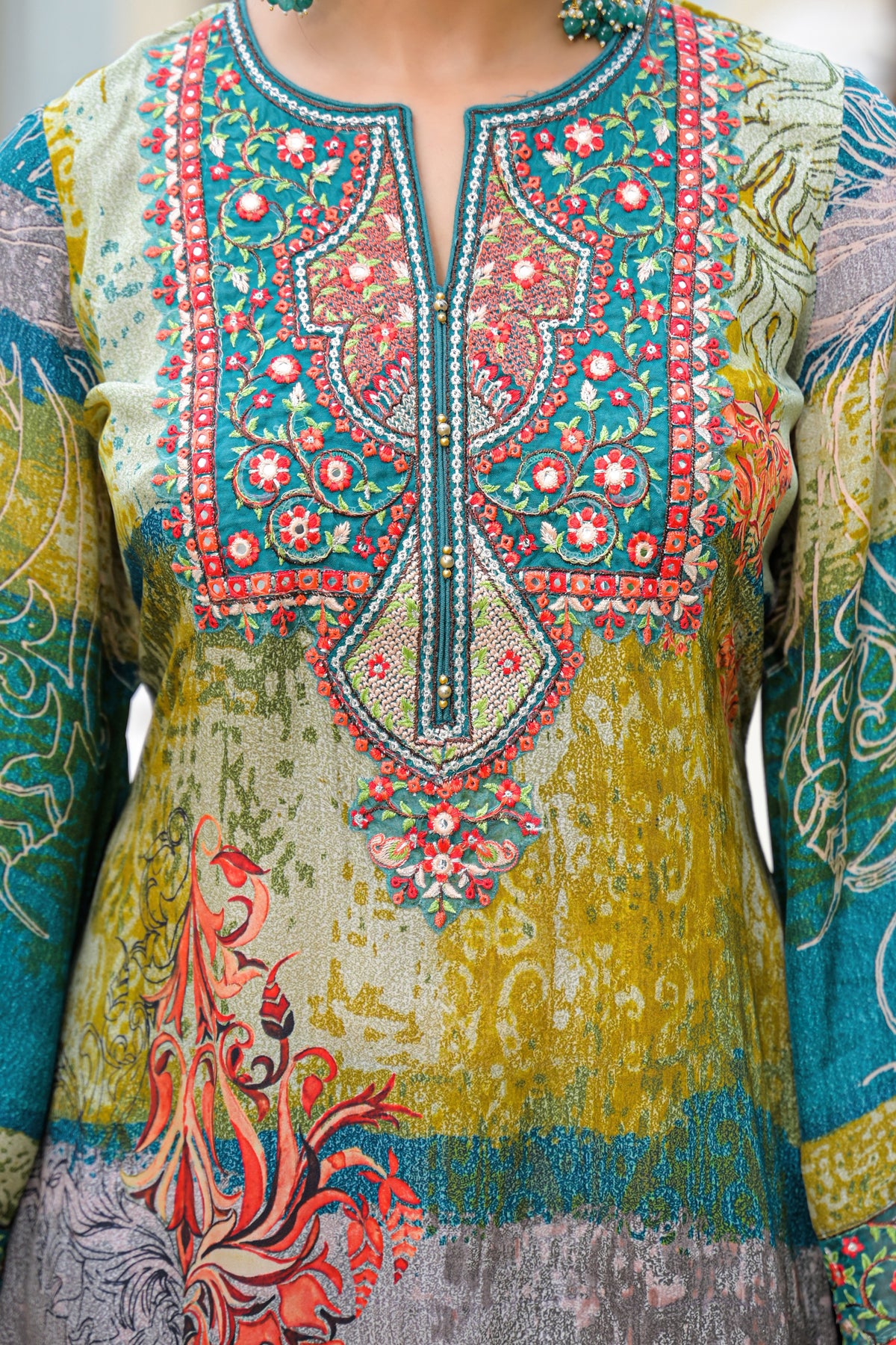 Green Crepe Silk Embroidered Straight Cut Suit Set